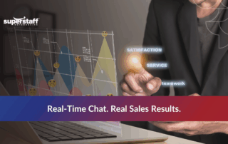 Icons representing ecommerce live chat features such as support agents, and global access.